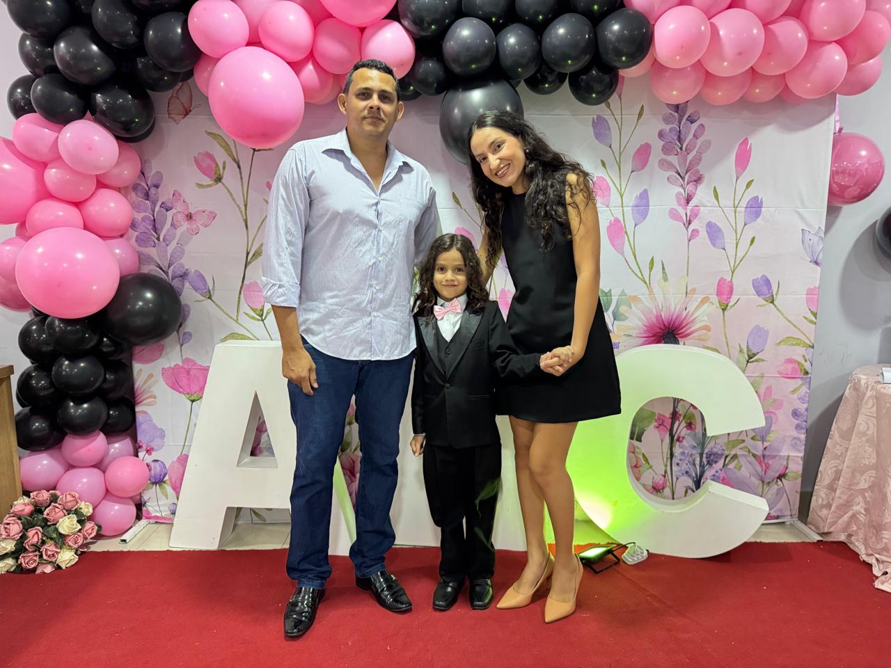 Família Larissa